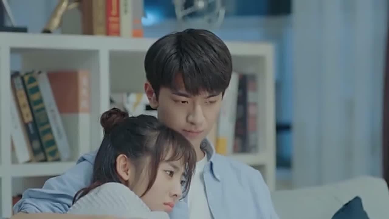 汽车反光条影响倒车雷达吗？
